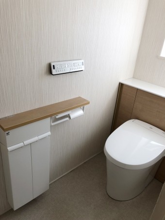 キレイが続くトイレにー LIXILリフォレにお取替え